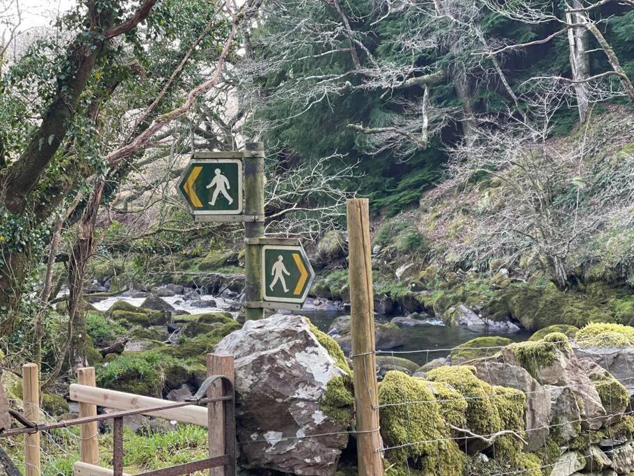Charming Riverside Cottage In Snowdonia National Park Tanygrisiau Exterior photo